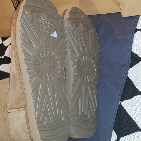 Ugg boots # - Picture 7 of 11